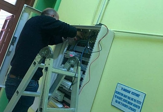 Instalime Elektrike Agimi, Instalime Elektrike Albania, Instalime elektrike ne shtepi, Instalime elektrike Tirane, Instalime elektrike cmimi, Instalime elektrike 2025, instalime elektrike per apartament