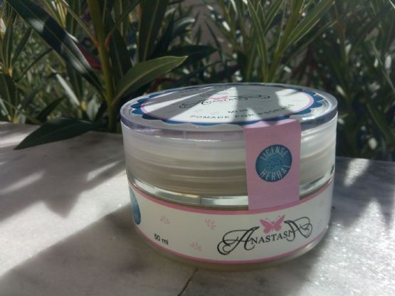  Pomade per psoriazen, Pomada ANASTASIA mjekon psoriazen dhe mykun e lekures, shampo kunder psoriazes, psorijaza krem, ilac psoriaze, ilac per mykun ne lekur, ilac per skalpin e kokes me zbokth, ilac kundra zbokthit
